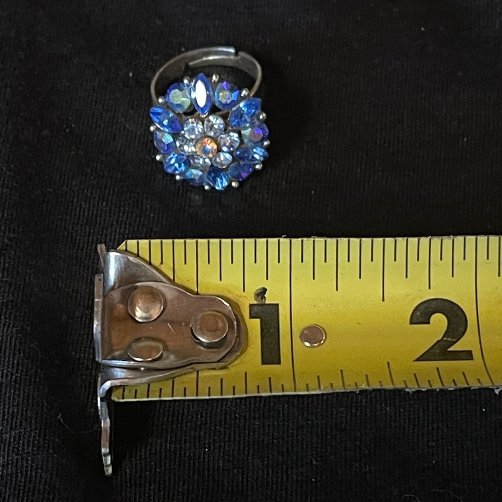 Ring - Picture 4 of 4